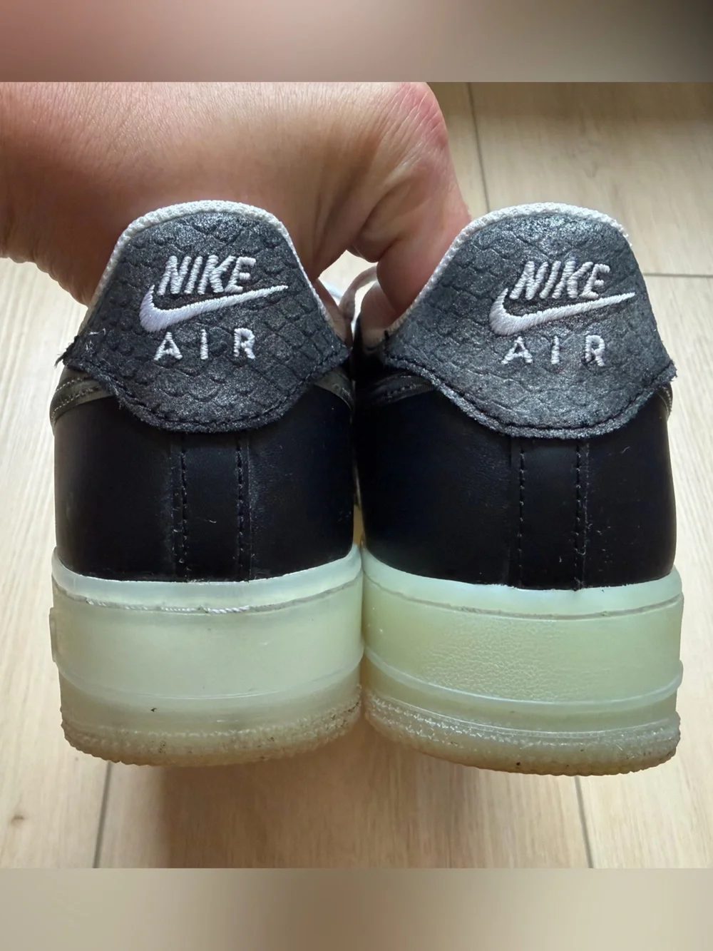 Youth Nike Air Force 1 Shoes 6Y